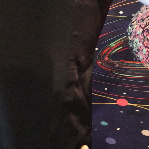 Black Vest - Picture 14 of 17